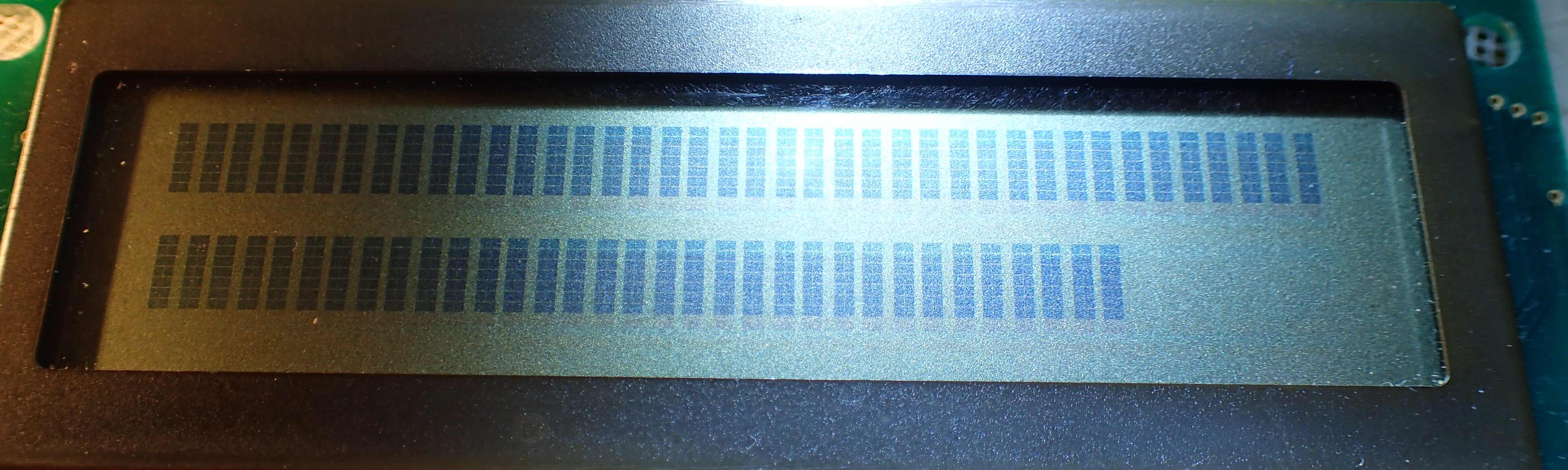 uPD7228 LCD displaying 2 bar graphs