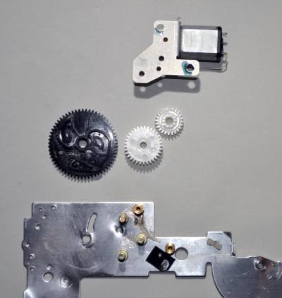 XM-3301B Eject disassembly