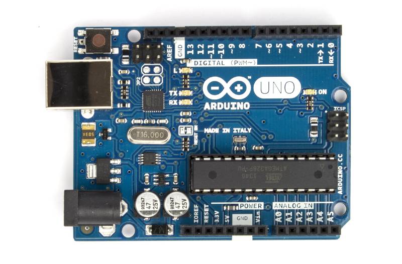 Genuine Arduino Uno R3 top view