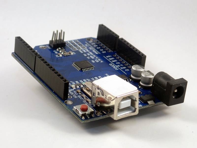 Uno SMD clone overview left