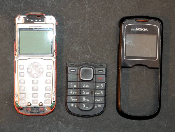 Nokia 1202 dissasembled