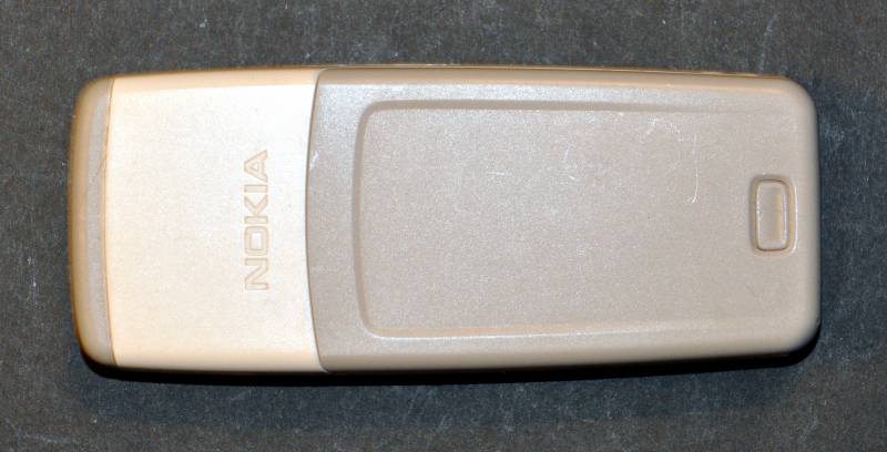 Nokia 1110i back