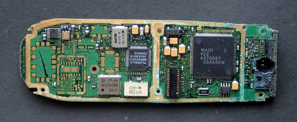 Nokia 5120 circuit board1 back
