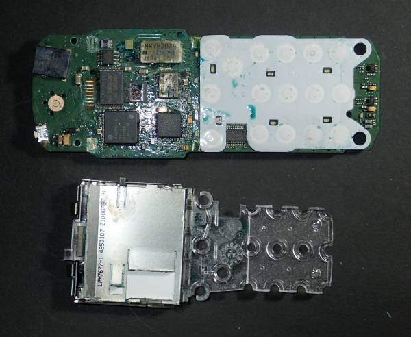 Nokia 3210 overview with board