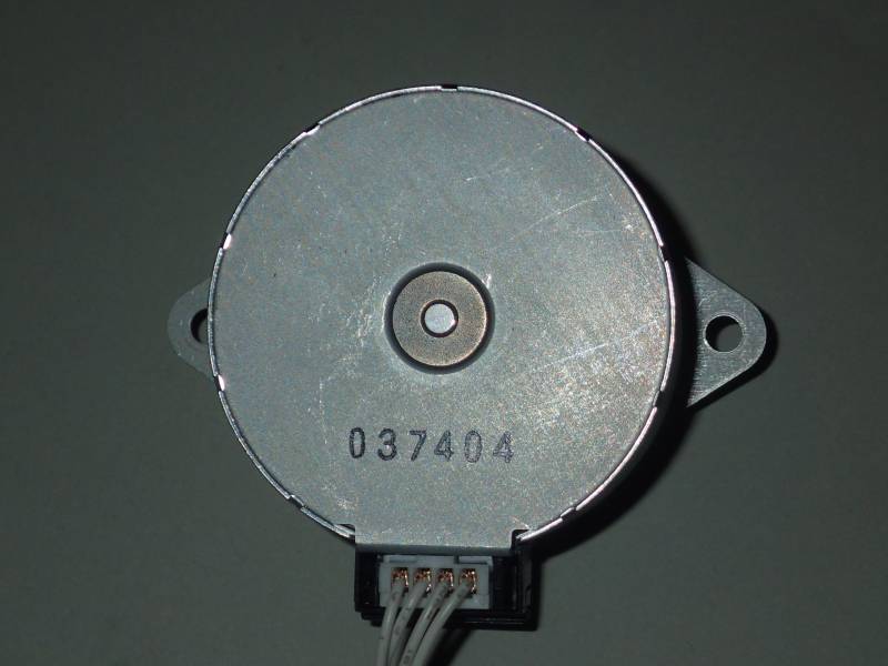 037404